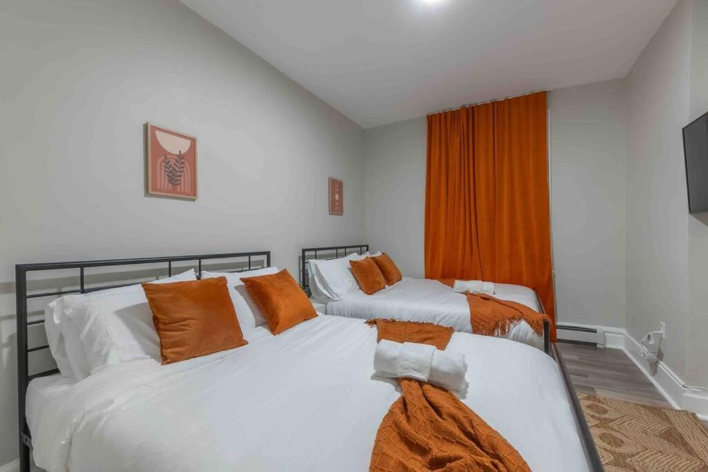 Pumpkin Premise By Airport, 5 Beds, Sleeps 8, Book 7 Days, Get 20 Percent Off Apartment Newark Luaran gambar